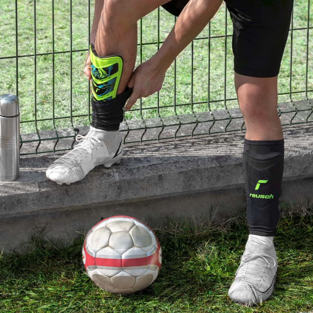 Espinilleras Attrakt Supreme